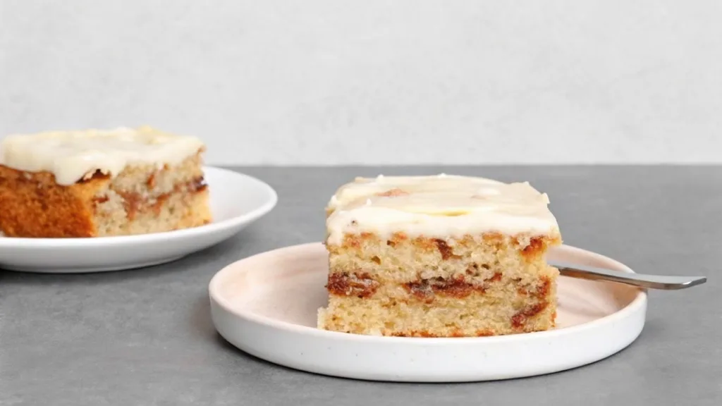 https://www.larderecipes.com/pistachio-pudding-dessert/